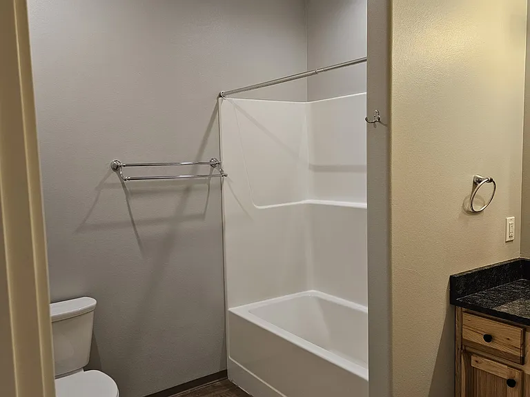 2111 Alder St #4 — Photo 7