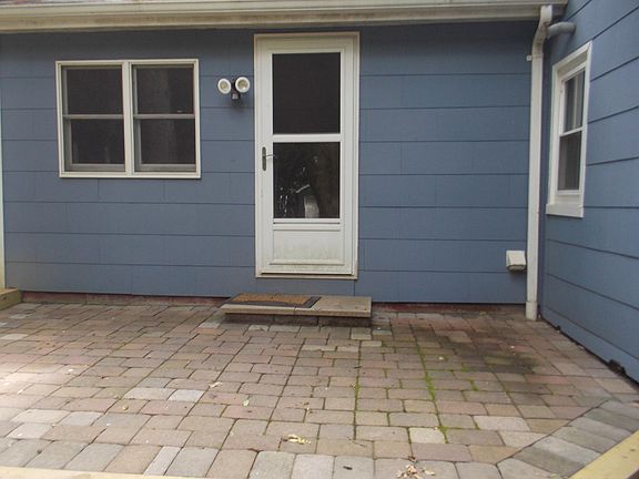Private back entrance to kitchen