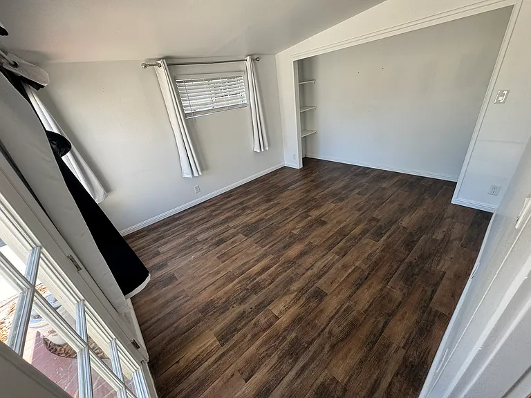 7358 Jumilla Ave — Photo 15