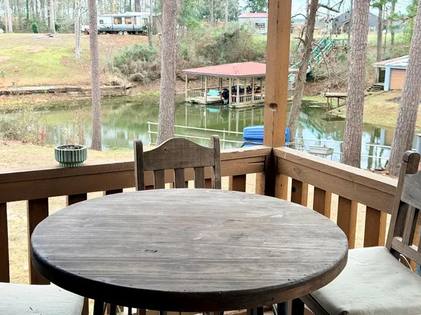 1118 Forest Gln, Hemphill, TX 75948