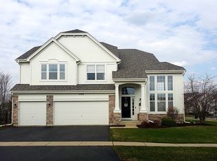 488 W Seaton Dr, Round Lake, IL 60073