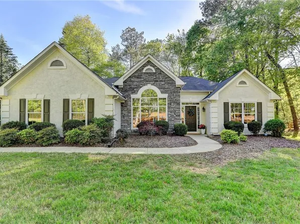 505 Heddingham Ct, Milton, GA 30004