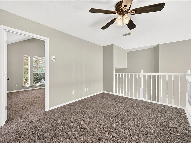 7414 Lake Micala Dr — Photo 37