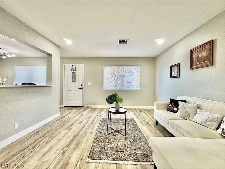 5181 Pioneer Ave #102 — Photo 5