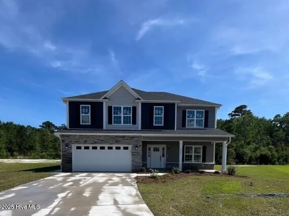 107 Betsy Ross Lane, Newport, NC 28570