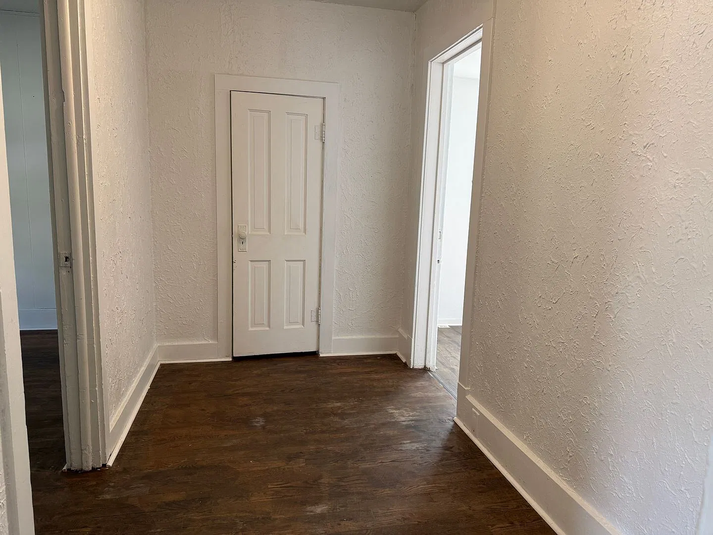 810 S 23rd St. St. Joseph, MO 64507 — Photo 3