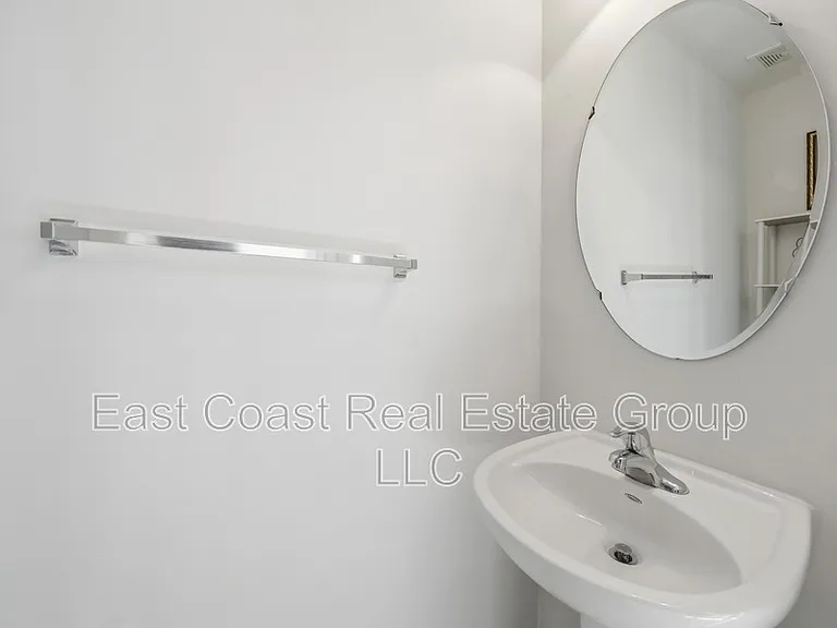 1247 Mare St — Photo 17