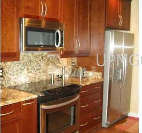 5th image of 1025 Great Oaks Dr