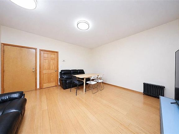 4th image of 762 50th St