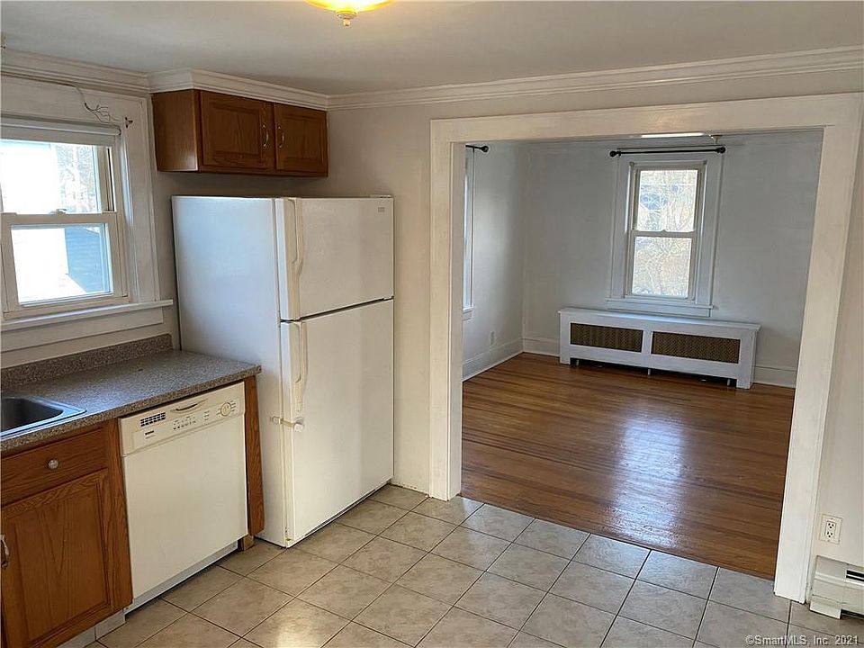 9 Fleetwood Ave, Bethel, CT 06801 Zillow