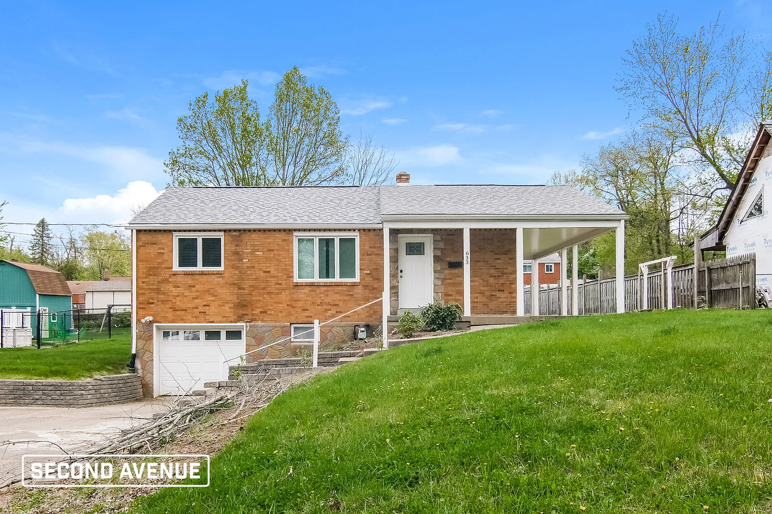633 Patterson Rd photo 1
