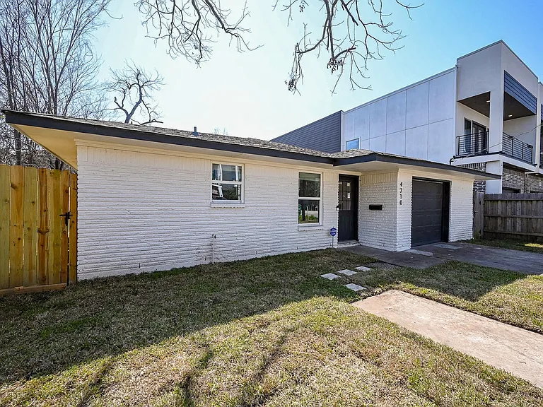 4710 Hershe St — Photo 12