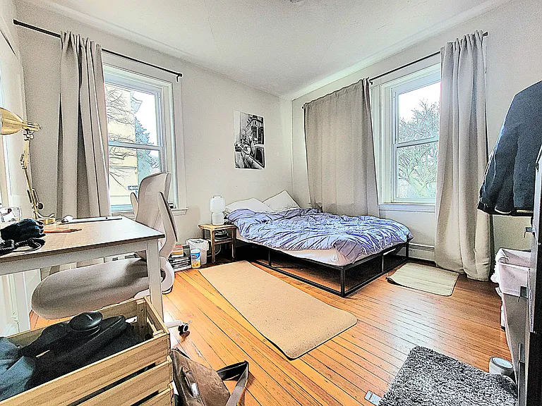 94 Pleasant St #3 — Photo 7