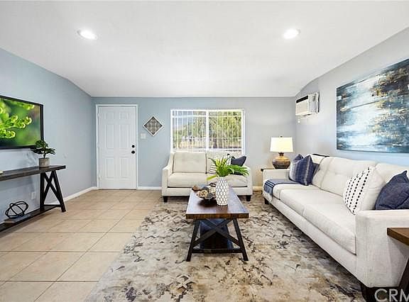 5th image of 22265 Bay Ave