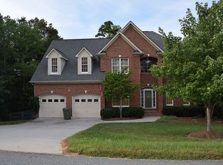 359 White Oak Rd, Thomasville, NC 27360
