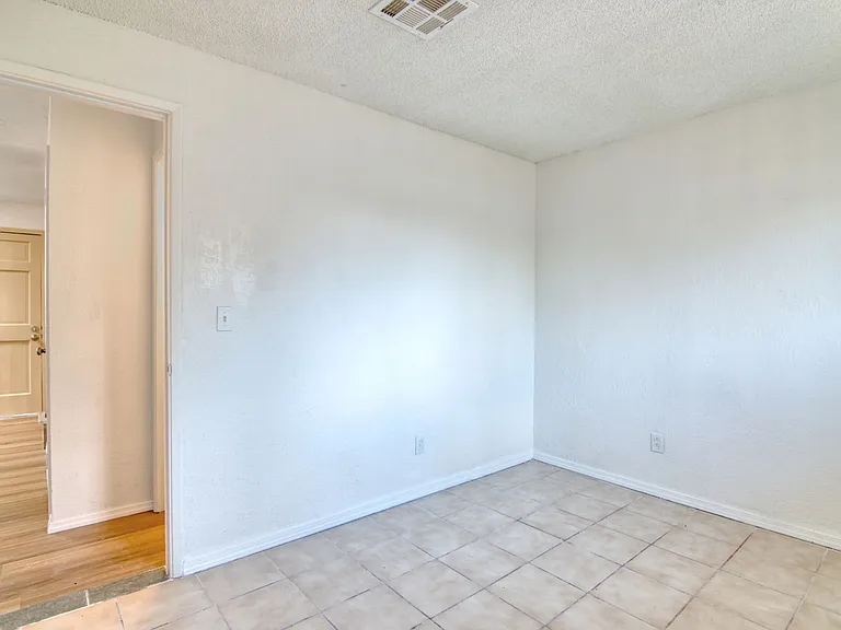 5655 E 28th St #5655 — Photo 12