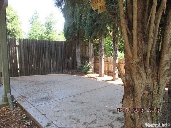 4th image of 2639 Brannan Way