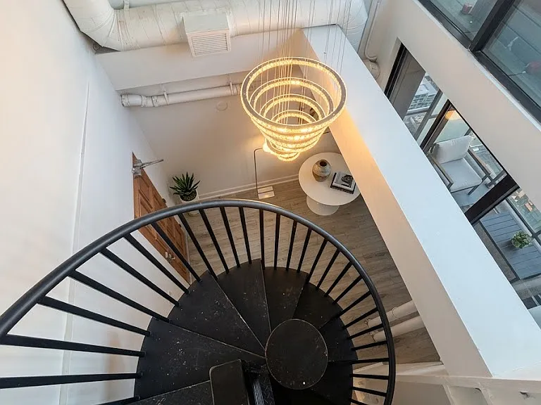 HWH Luxury Living — Photo 47