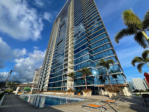 2nd image of 555 South St #1509