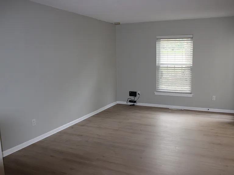 168 Oberlin Ter — Photo 12