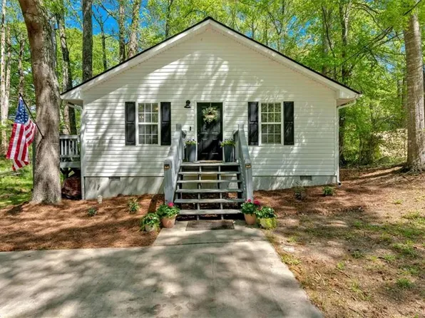 113 Fowler Dr, Bowdon, GA 30108