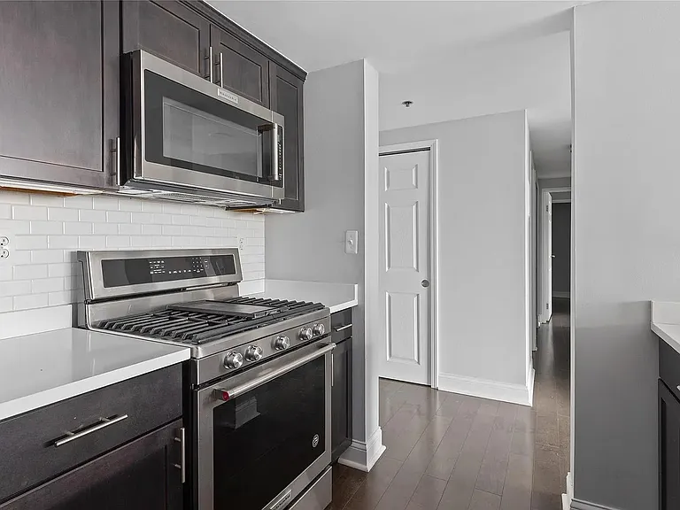 250 E Harbortown Dr #1305 — Photo 8