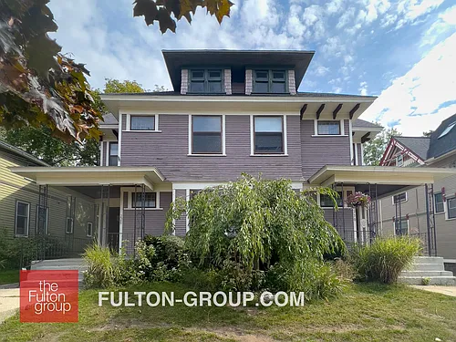 228 James Ave SE Photo 1