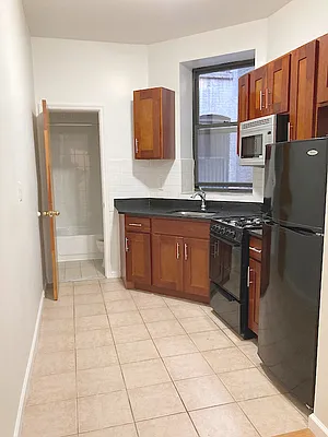 Rented by Taichi Fudosan | media 5