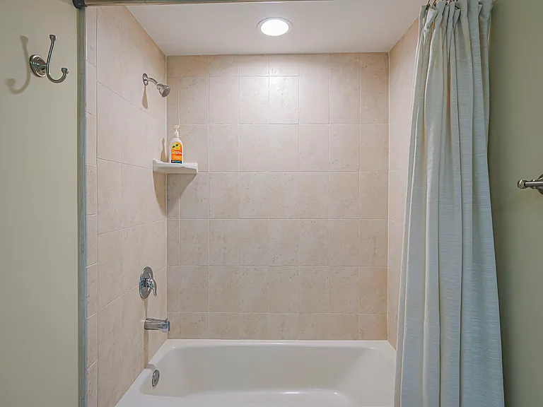 5060 Harmony Cir #304 — Photo 26