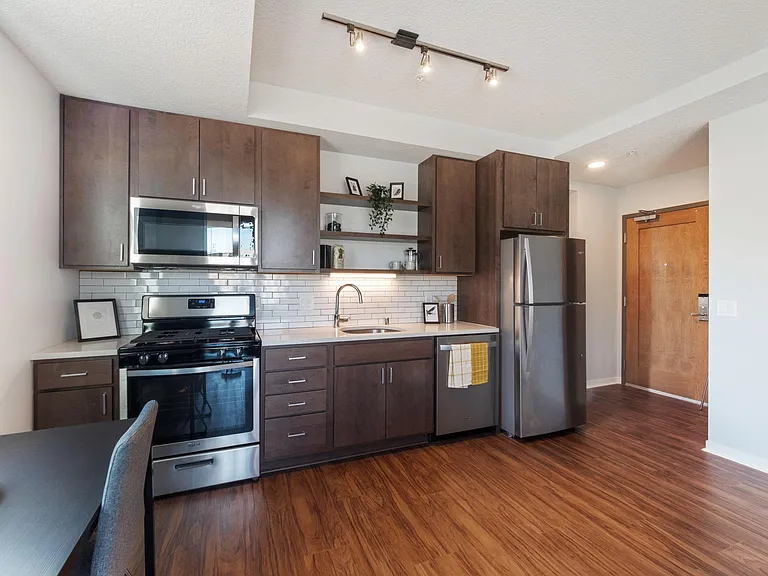 811 S Washington Ave. — Photo 48