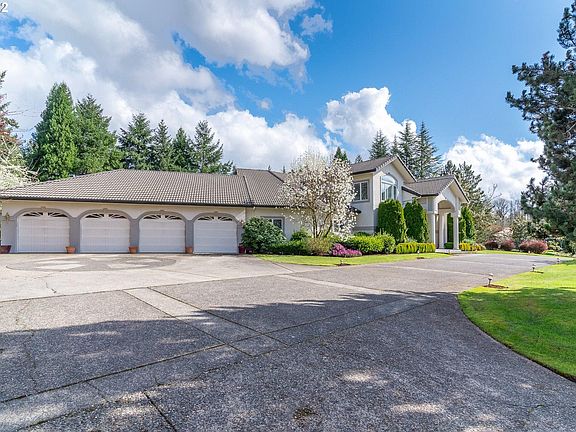 4 Car Wide Garage