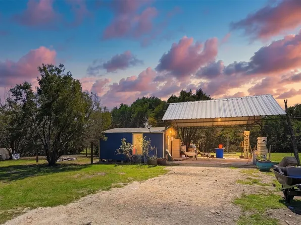 9009 Prairie Ridge Ct E, Cleburne, TX 76033