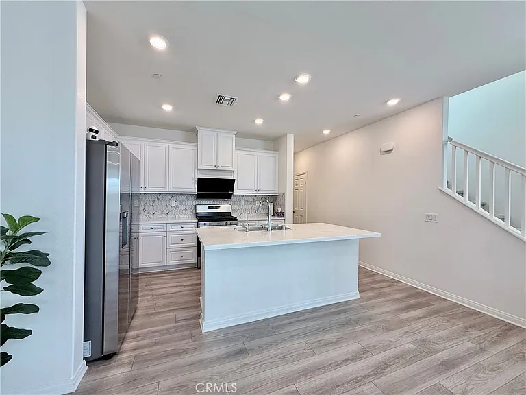 4116 E Coronado Privado — Photo 10