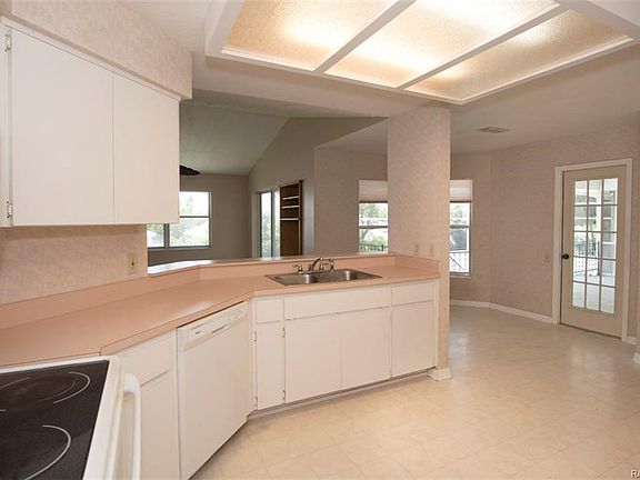 Good size kitchen