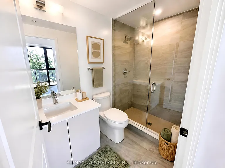 2075 Lakeshore Rd #310 — Photo 6