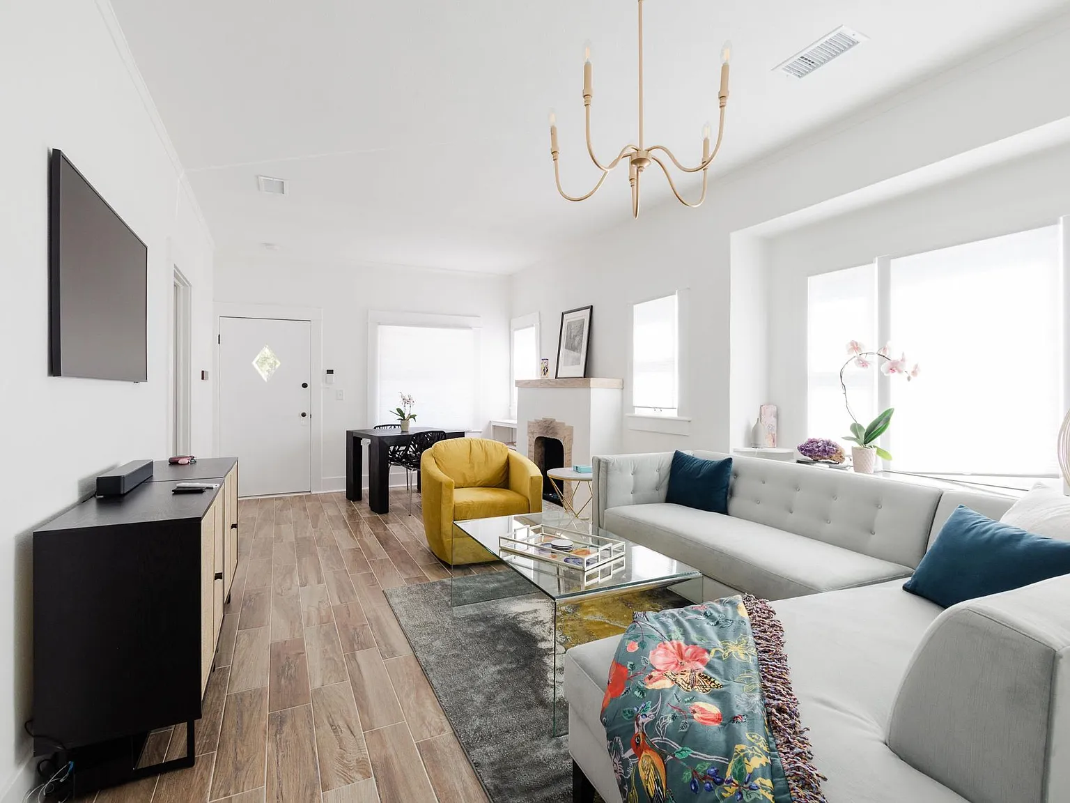 315 N Gertruda Ave — Photo 4