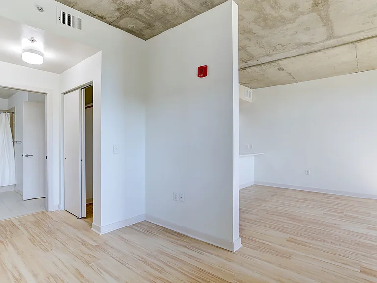 275 S Harrison St #311 — Photo 15
