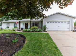1320 Patriot Dr, Mishawaka, IN