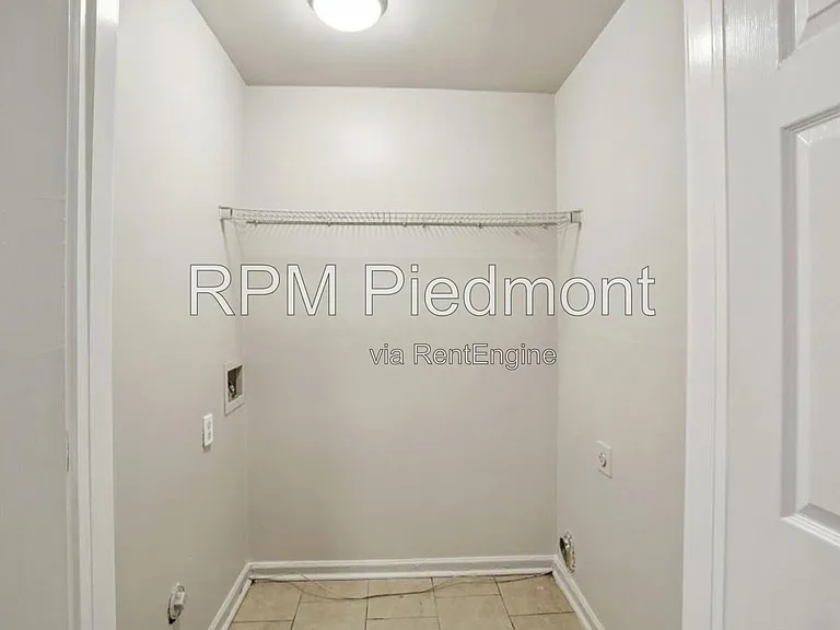 751 Prince Pl NW — Photo 22