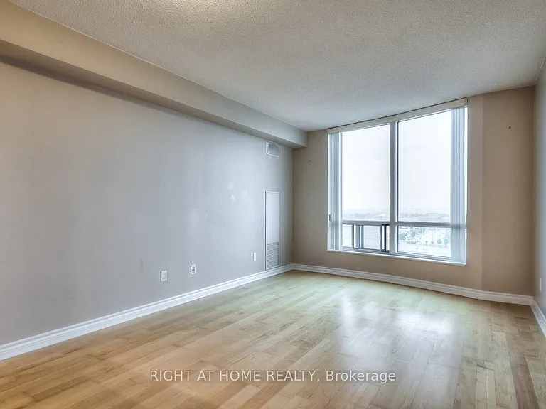 61 Town Centre Ct #1106 — Photo 2