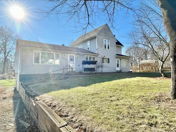 646 Woodland St SW #C, Hartville, OH 44632
