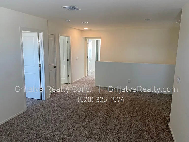10677 W Harrigan Dr — Photo 9
