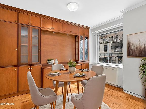 5th image of 60 Sutton Pl Unit 2NS