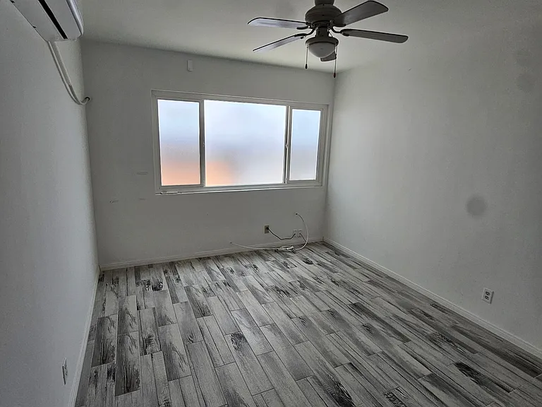 409 E Cedar Ave — Photo 8