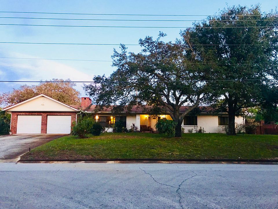 1st image of 1425 Golfview Dr