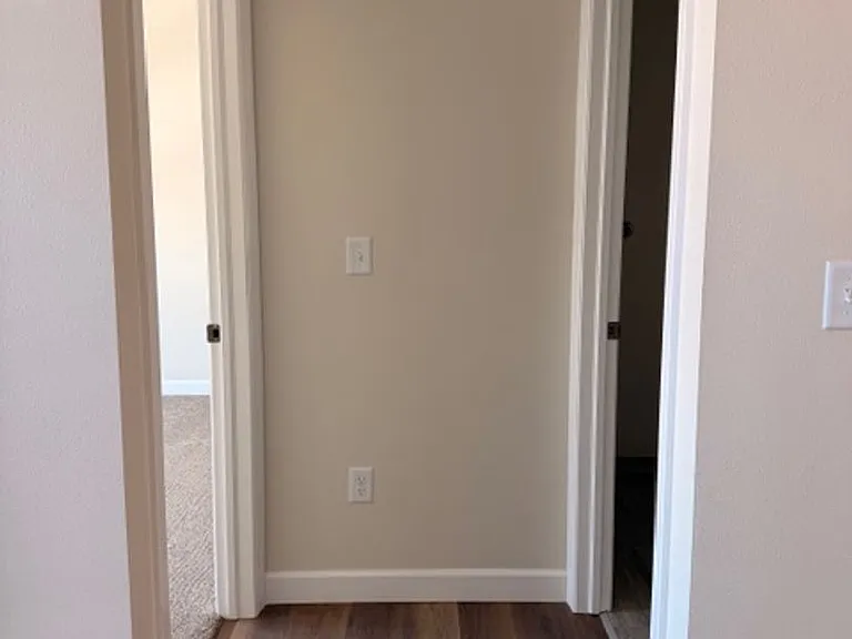 Brand New - War Eagle Apartments in the River Point District — Photo 10