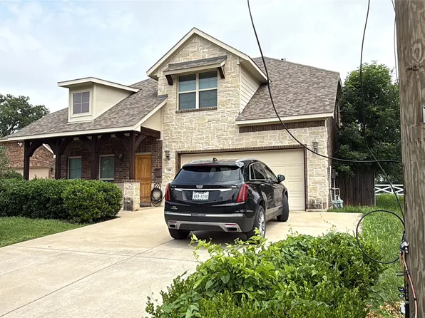 700 N Irving Heights Dr, Irving, TX 75061