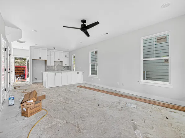 1404 S Yampa Bnd, Fayetteville, AR 72701