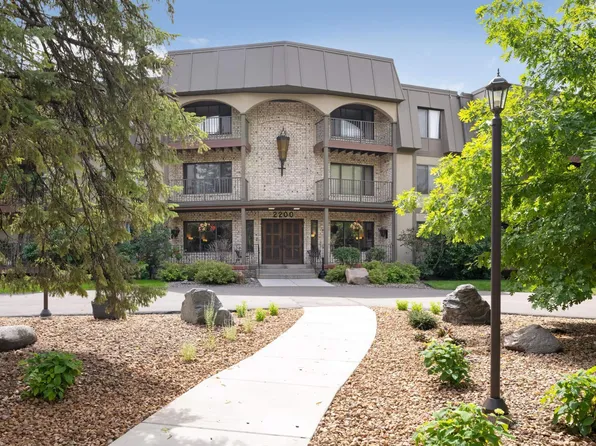 2200 Nevada Ave S APT 313, Saint Louis Park, MN 55426