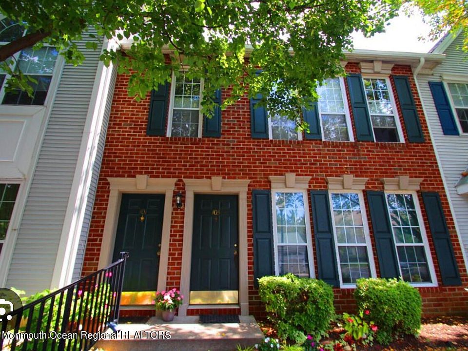 101 Gregory La Franklin Park NJ Zillow